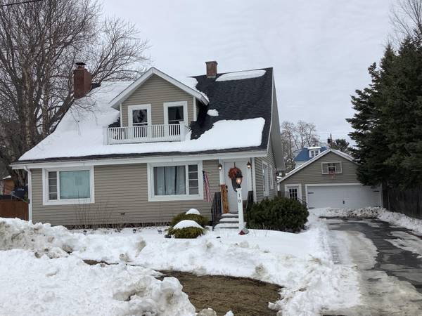 18 Washington ST, Caribou, ME 04736