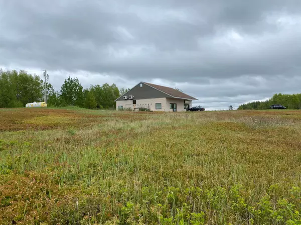 40 Main ST, Columbia Falls, ME 04623