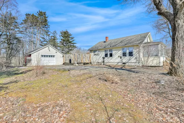 48 Central AVE, Waterville, ME 04901