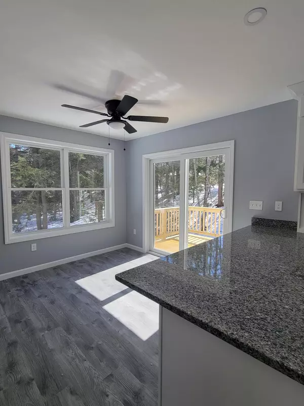 Waterboro, ME 04061,86 Crescent DR