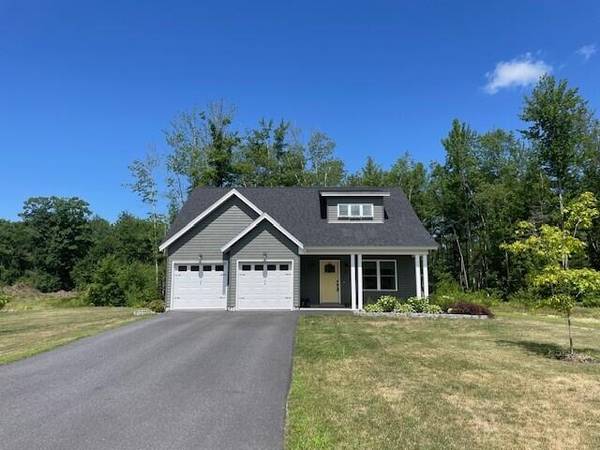 21 Beacon DR,  Brunswick,  ME 04011