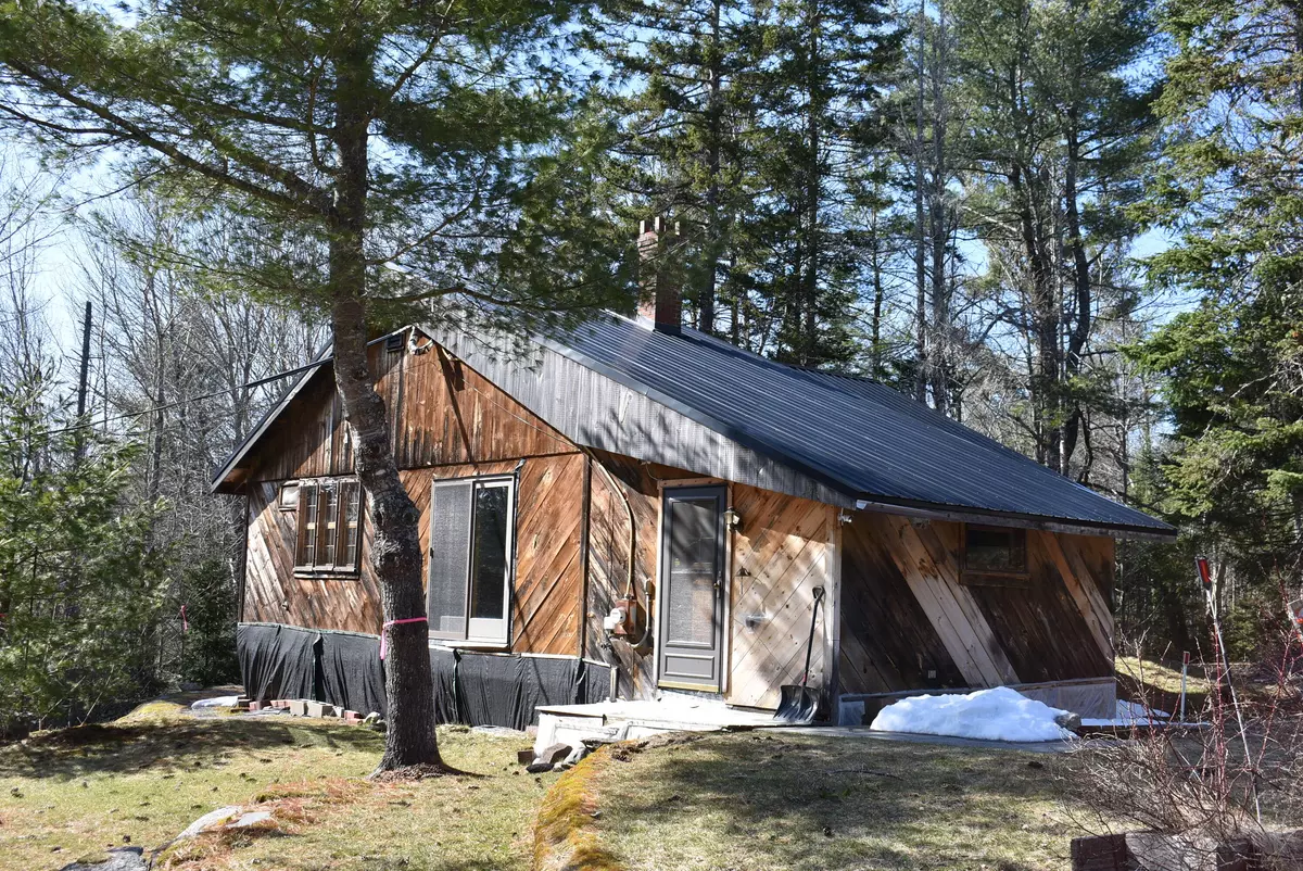 Stockton Springs, ME 04981,77 Blanket LN
