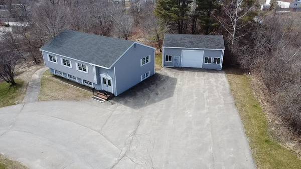 15 Payne AVE, Rockland, ME 04841