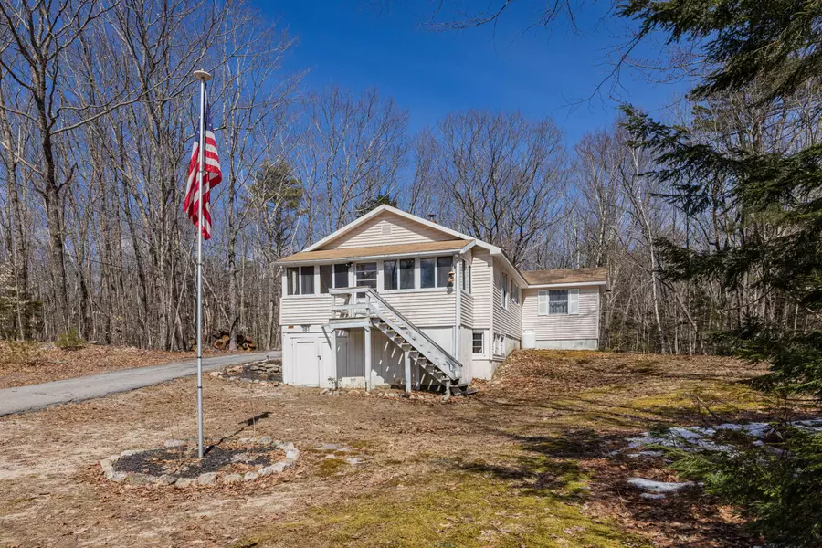 181 Harrison RD, Naples, ME 04055