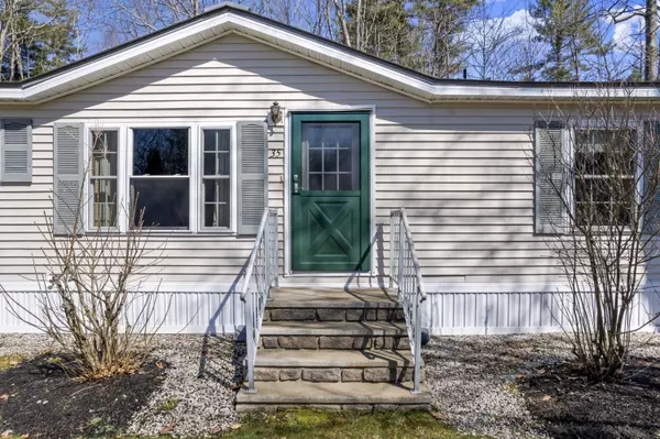 Kittery, ME 03904,35 Cedar DR