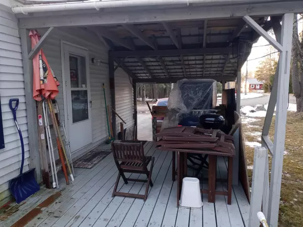 Readfield, ME 04355,33 Butman Blvd.