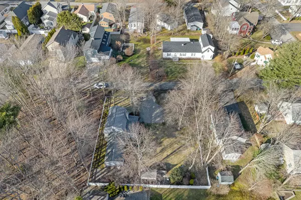 Wells, ME 04090,16 Maynard ST