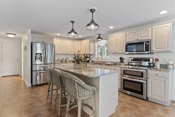 North Berwick, ME 03906,66 Deerfield RD