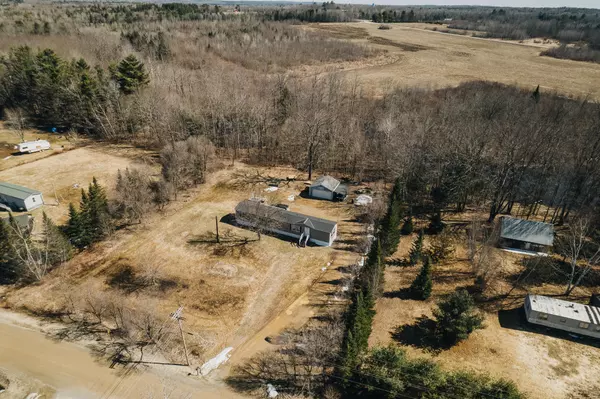 Newport, ME 04953,103 Martin Stream RD