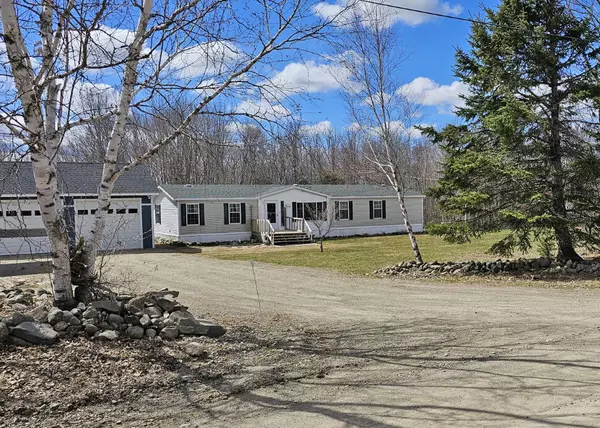 Lee, ME 04455,190 Cobb RD
