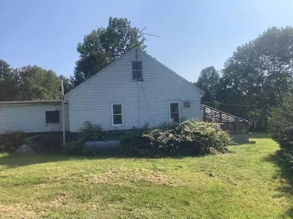 Dover-foxcroft, ME 04426,153 Holmes RD