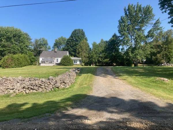 153 Holmes RD, Dover-foxcroft, ME 04426