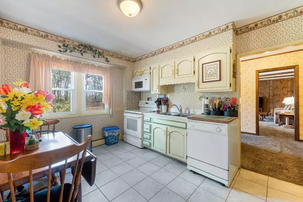 Poland, ME 04274,30 Plains RD