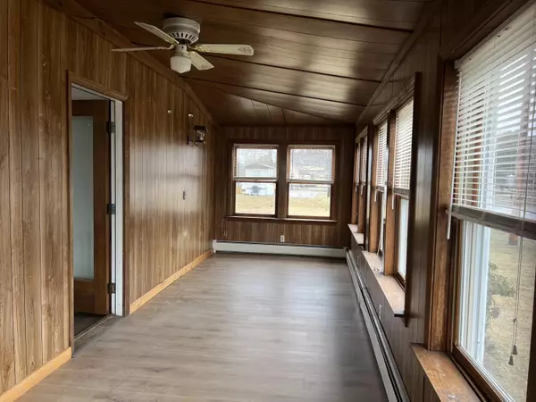 Howland, ME 04448,60 Water ST