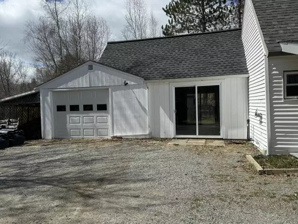 Orono, ME 04473,5 Emily LN