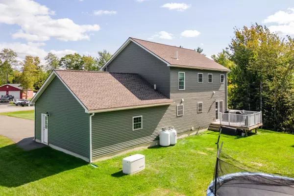 Hermon, ME 04401,123 Maple Leaf LN