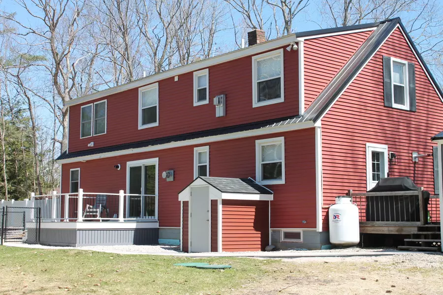 372 Notch RD, Hiram, ME 04041