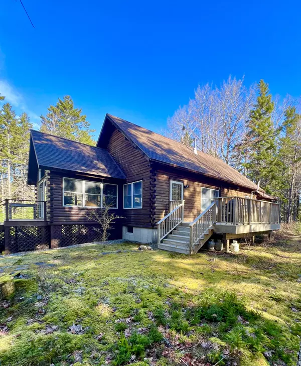 Mount Desert, ME 04660,82 Beech Hill RD