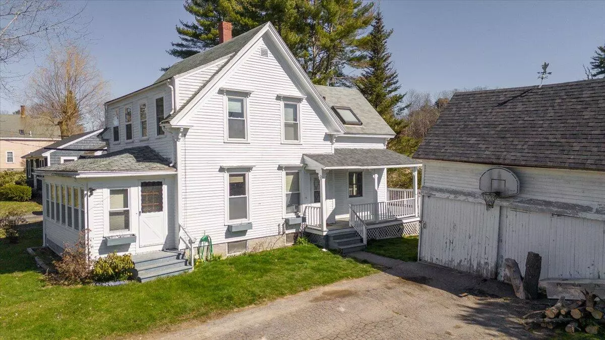 Waldoboro, ME 04572,37 Depot ST
