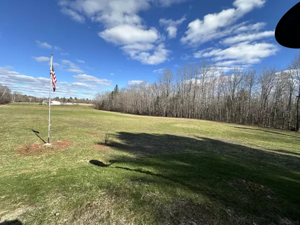 Lee, ME 04455,210 Cobb RD