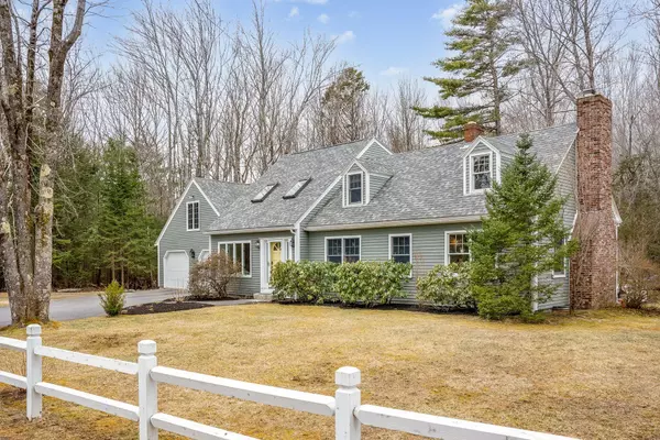 Freeport, ME 04032,9 Spar Cove RD