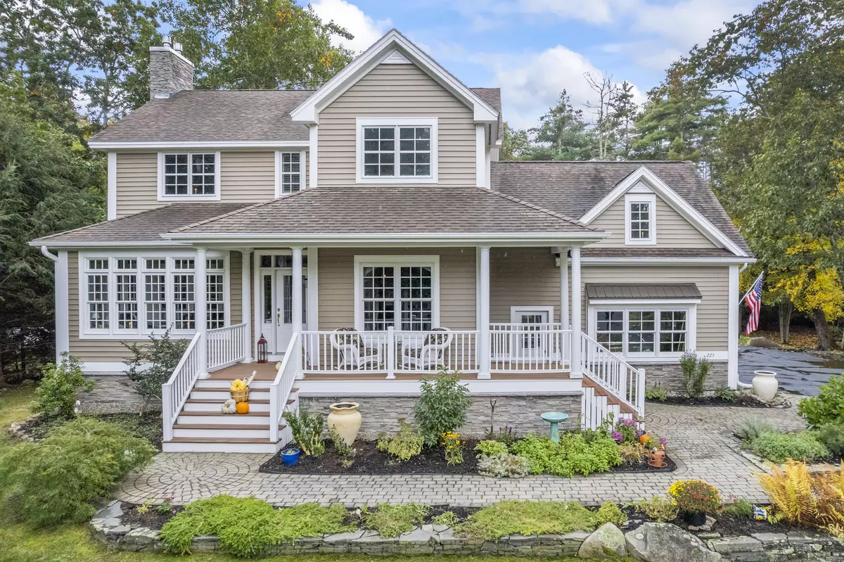 Wells, ME 04090,225 Rabbit Run