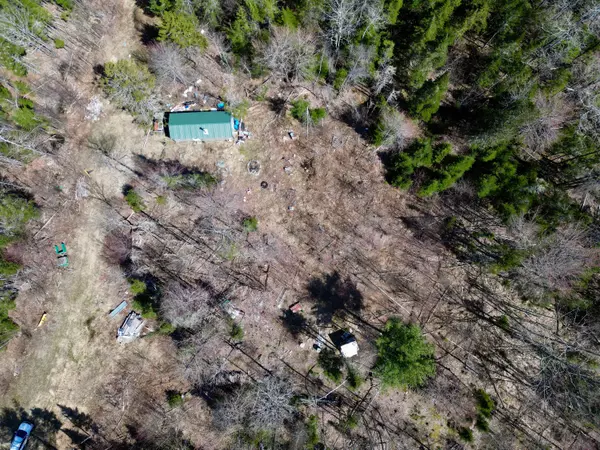 Glenburn, ME 04401,45 Spruce LN