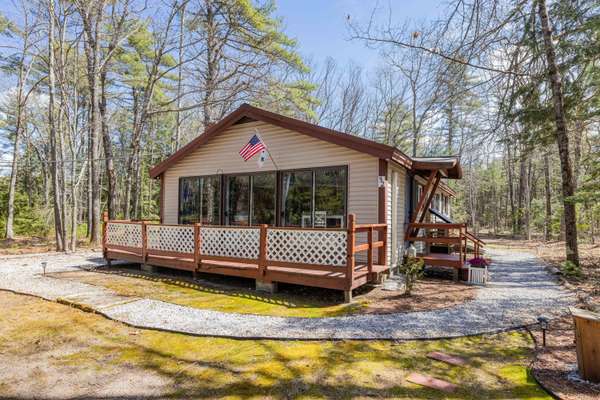 52 Basken Shores RD, Waterboro, ME 04061