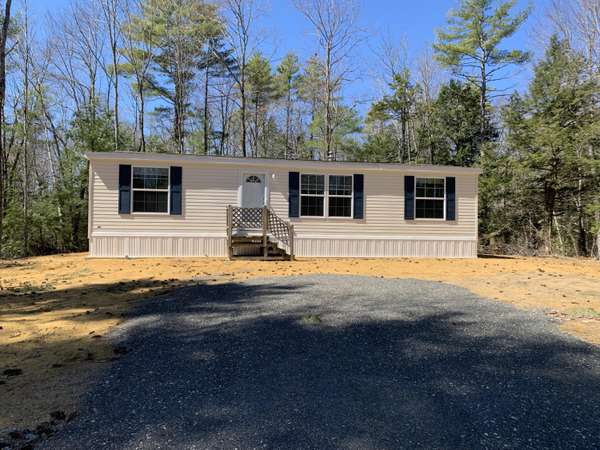 152 Upper Middle RD, Lebanon, ME 04027