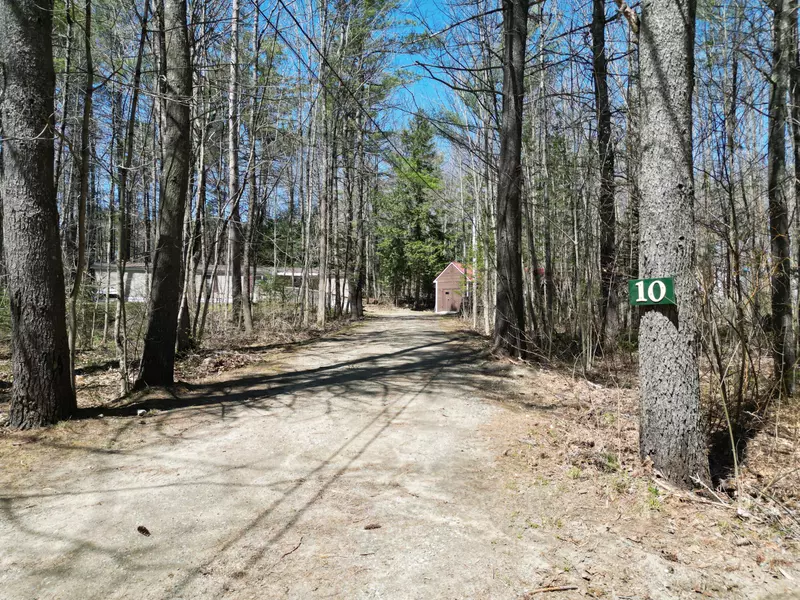 10 Porter Park LN, Litchfield, ME 04350
