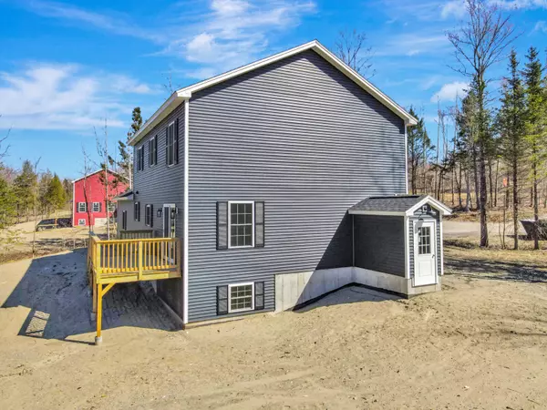 Sidney, ME 04330,42 May WAY