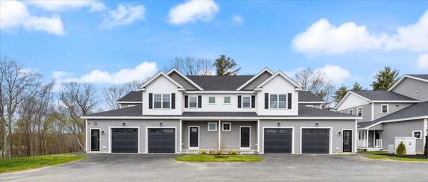 30-4 Regency CIR #12, Kittery, ME 03904