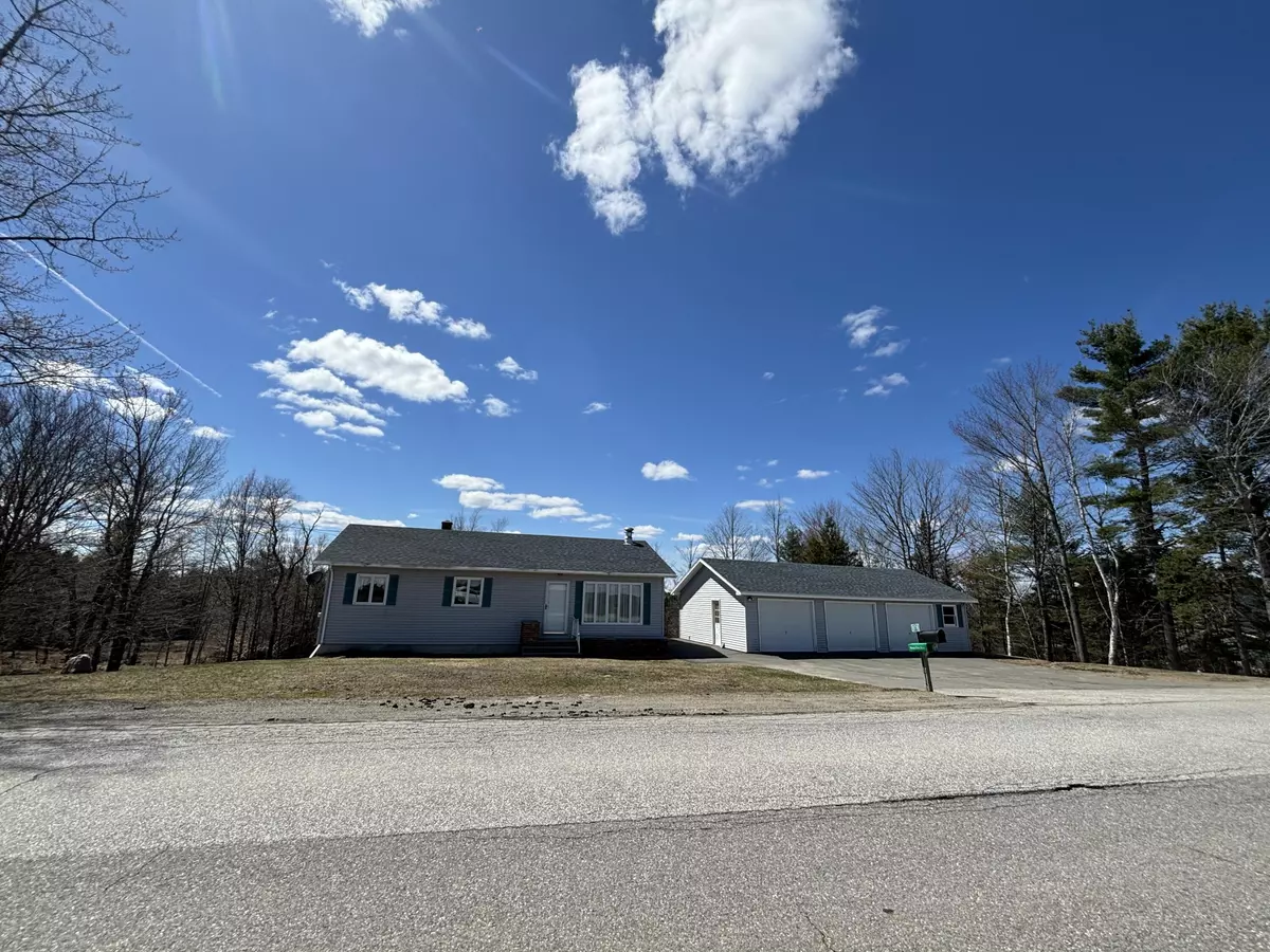 Greenbush, ME 04418,878 Cardville RD