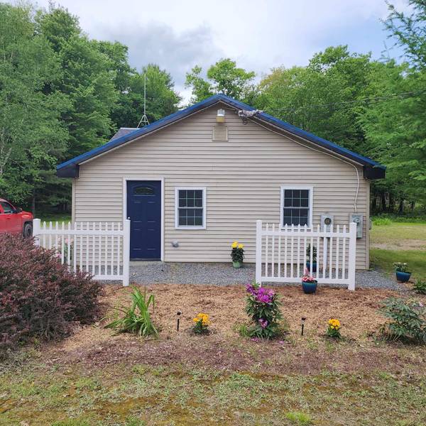 282 River RD, Anson, ME 04958