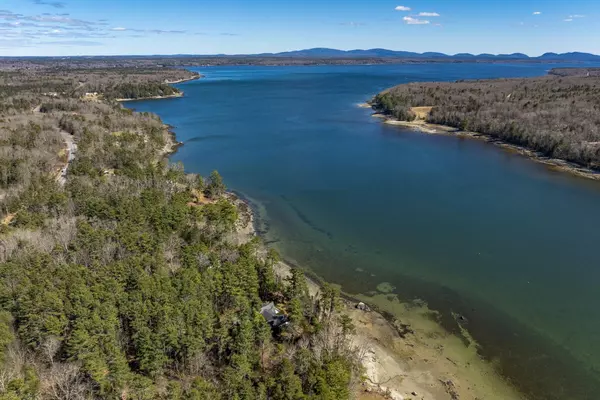 Surry, ME 04684,1084 Surry RD