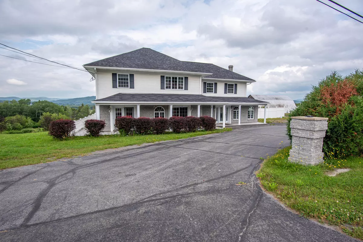 Madawaska, ME 04756,738 Main ST