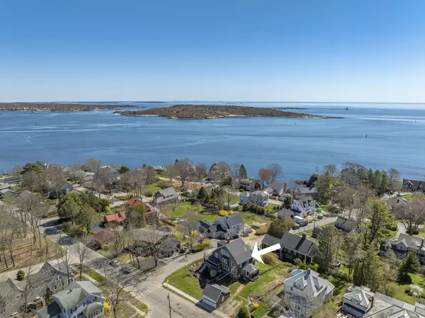 South Portland, ME 04106,86 Loveitts Field RD