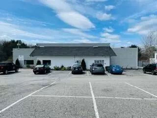 Saco, ME 04072,644 Main ST