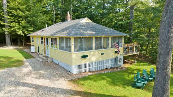 30 Field RD, Acton, ME 04001