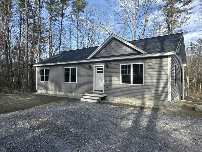 752 Quaker Ridge RD, Casco, ME 04015