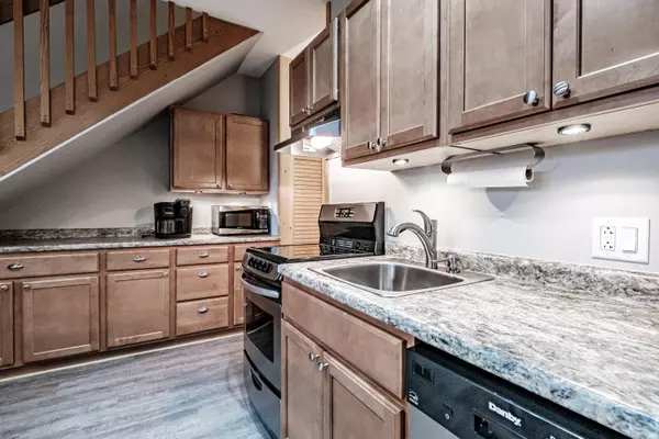 Newry, ME 04261,16 Roadrunner DR #B-303