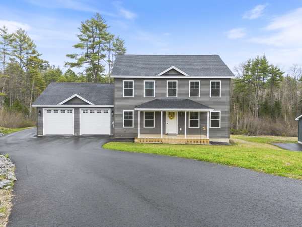 17 Hessian DR, Gorham, ME 04038