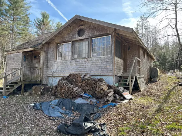 Greenfield Twp, ME 04418,255 Cross RD