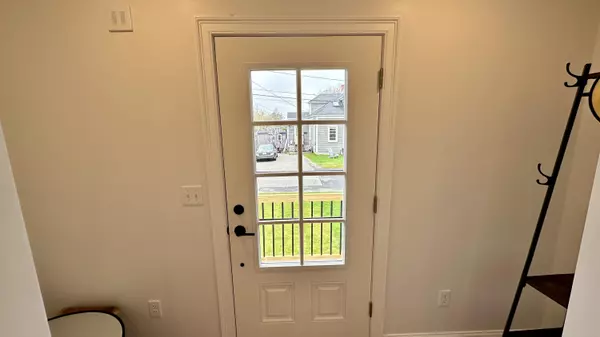 Saco, ME 04072,33 Wood AVE