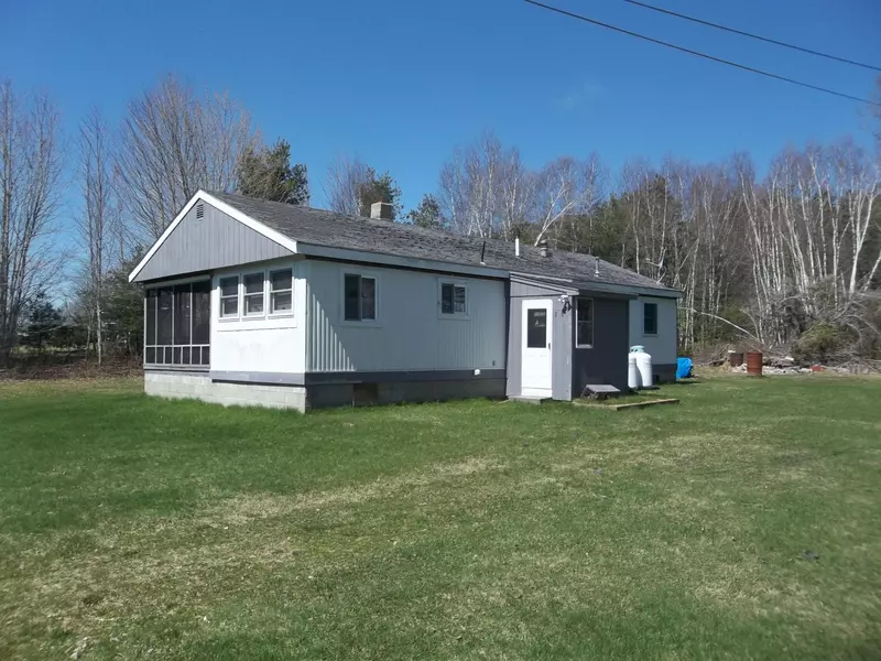 708 West ST, Princeton, ME 04668