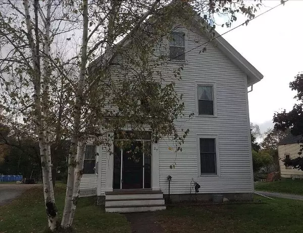 Machias, ME 04654,27 Center ST