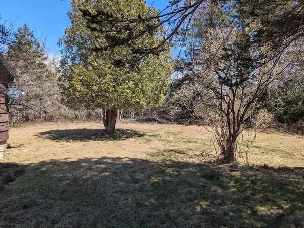 Milbridge, ME 04658,95 Kansas RD