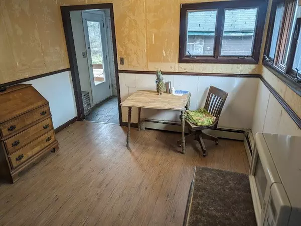 Milbridge, ME 04658,95 Kansas RD