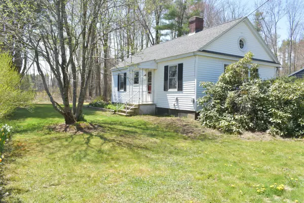 Saco, ME 04072,16 Flag Pond RD