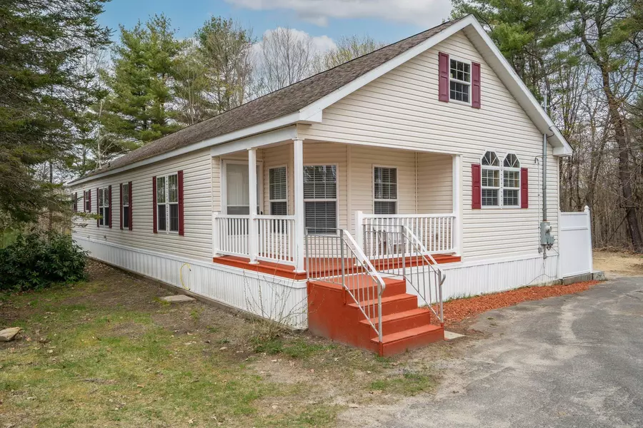 131 Ferry RD, Chelsea, ME 04330